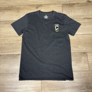 Columbus Crew Fanatics T-Shirt Size Medium Gray Spell Out Short Sleeve
